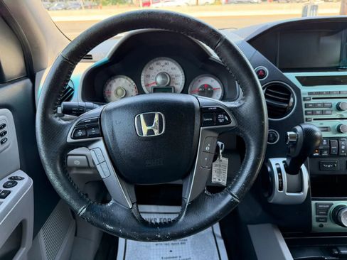 Used 2011 Honda Pilot Touring image 19