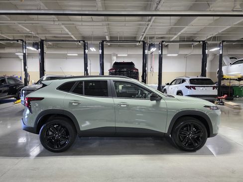 New 2026 Chevrolet Trax ACTIV w/ Driver Confidence Package image 8