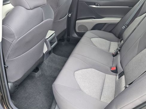 Used 2023 Toyota Camry LE image 12