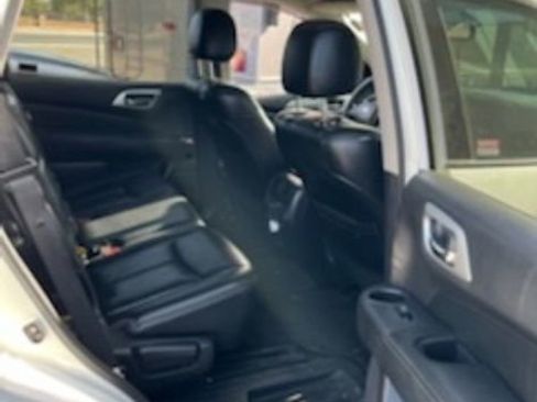 Used 2017 Nissan Pathfinder SL w/ Cargo Package image 3