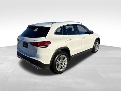Used 2021 Mercedes-Benz GLA 250 4MATIC image 7
