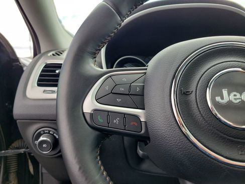 Used 2017 Jeep Compass Latitude w/ Popular Equipment Group image 24