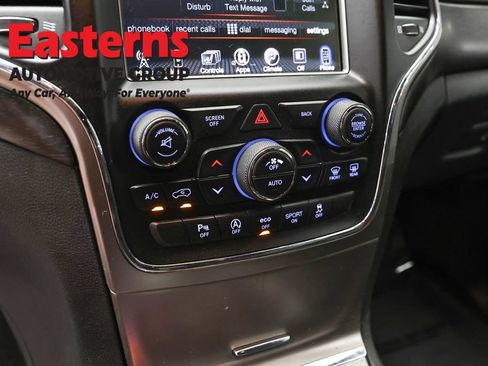 Used 2017 Jeep Grand Cherokee Altitude AWD/4WD image 20