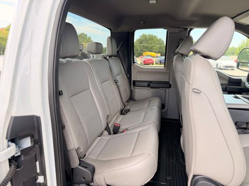 Used 2022 Ford F350 XL w/ Power Equipment Group RWD image 30