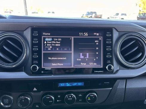 Used 2023 Toyota Tacoma TRD Off-Road image 12