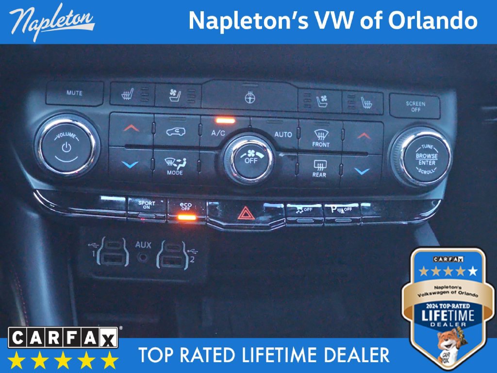 Used 2024 Dodge Durango R/T RWD image 16