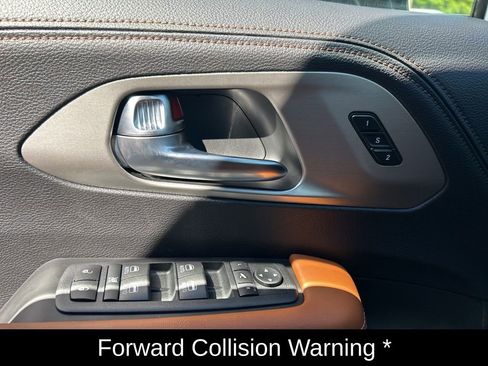 New 2026 Chrysler Pacifica Pinnacle w/ Trailer Tow Group image 17