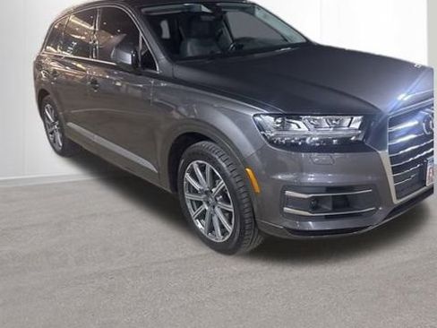 Used 2018 Audi Q7 3.0T Premium Plus w/ Premium Plus Package image 18