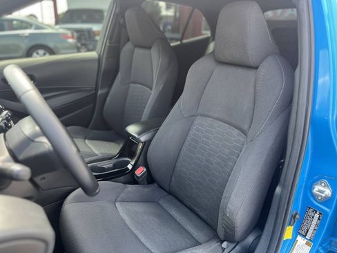 Used 2019 Toyota Corolla SE FWD image 18