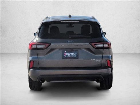 Used 2024 Ford Escape ST-Line image 7