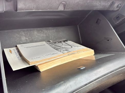 Used 2015 Chevrolet Cruze LT image 31