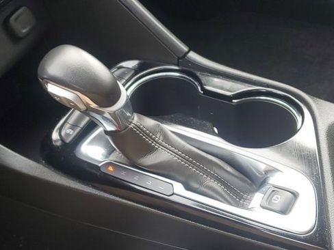 Used 2024 Buick Encore GX Preferred image 17