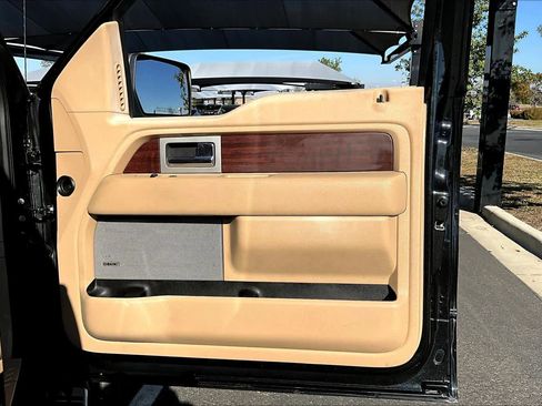 Used 2013 Ford F150 King Ranch w/ King Ranch Luxury Pkg image 23