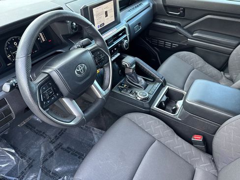 Used 2024 Toyota Tacoma SR5 image 10