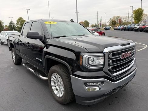 Used 2018 GMC Sierra 1500 SLE w/ SLE Value Package image 4