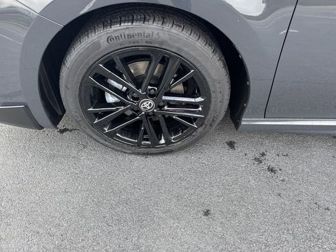 New 2026 Toyota Camry SE image 9