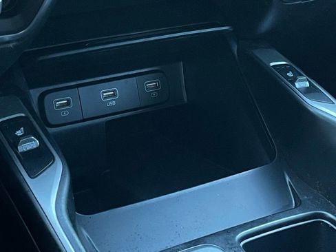 Used 2022 Kia Sorento S image 20