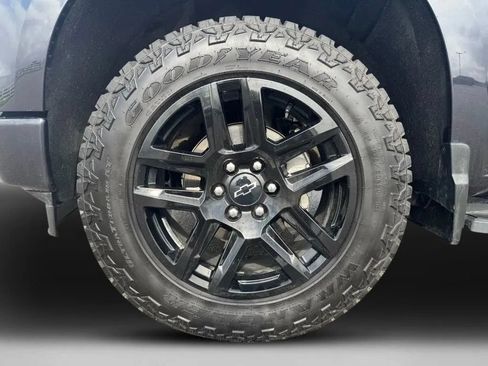 Used 2023 Chevrolet Silverado 1500 Custom w/ LPO, Dark Essentials Package AWD/4WD image 30