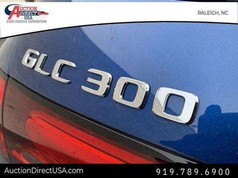Used 2023 Mercedes-Benz GLC 300 GLC 300 image 33