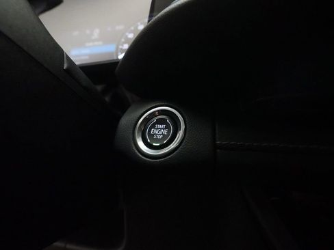Used 2023 Buick Envision Essence FWD image 31