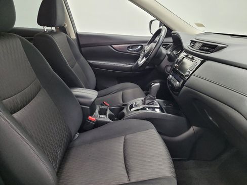 Used 2020 Nissan Rogue SV w/ Premium Package FWD image 21
