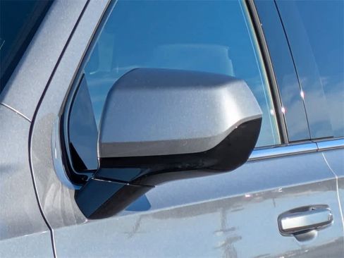 Used 2021 Chevrolet Tahoe LT image 11