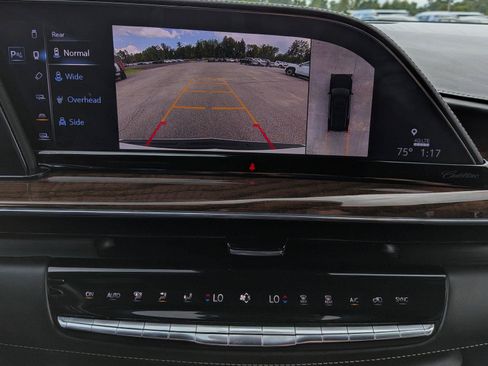 Used 2022 Cadillac Escalade ESV Sport Platinum AWD/4WD image 19