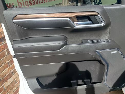 Used 2022 Chevrolet Silverado 1500 RST w/ Texas Edition Plus image 23