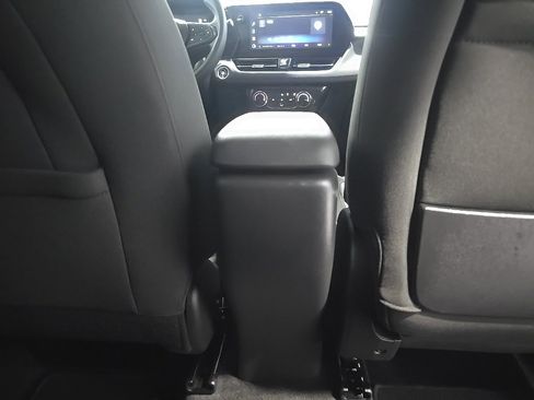 Used 2025 Chevrolet TrailBlazer LT image 24