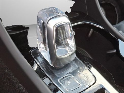 New 2026 Volvo XC40 B5 Plus w/ Protection Package Premier image 6