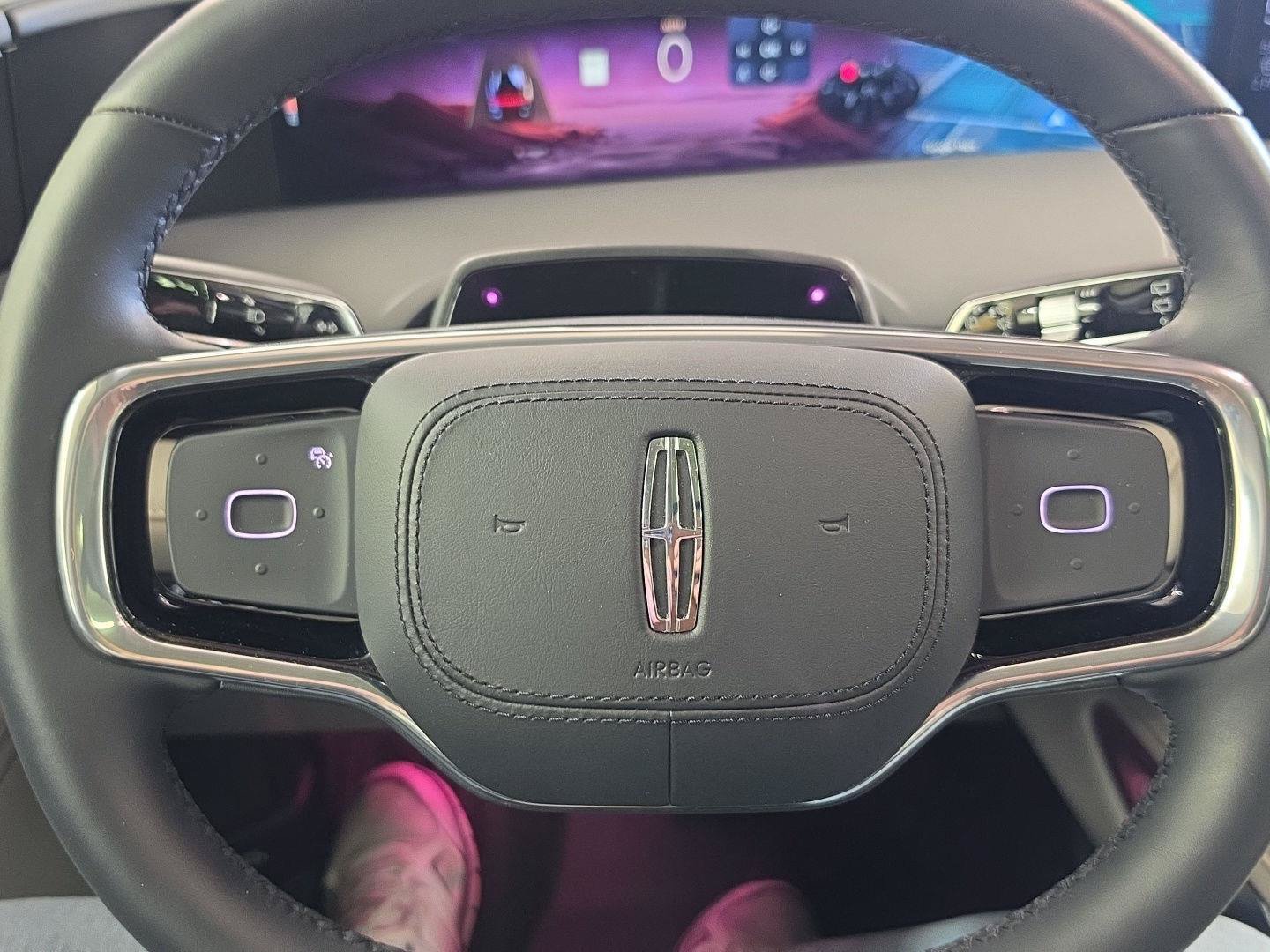 Certified 2026 Lincoln Nautilus Reserve w/ Jet Appearance Package AWD/4WD image 9