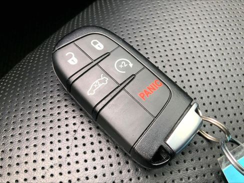 Used 2023 Chrysler 300 S w/ Comfort Group RWD image 15