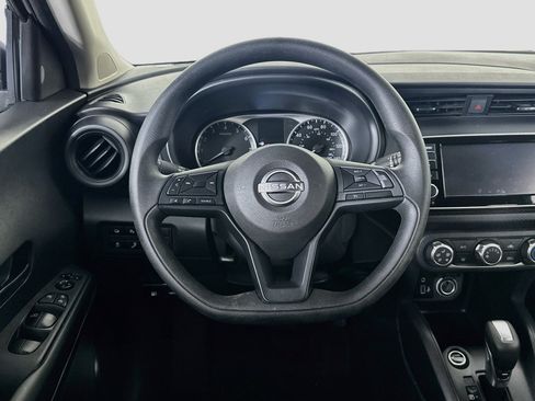 Used 2025 Nissan Kicks Play S FWD image 18