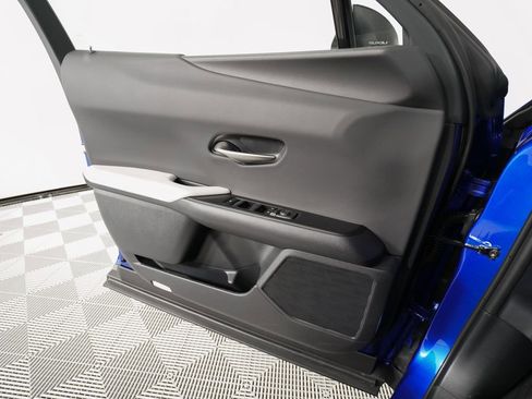 New 2026 Lexus UX 300h FWD image 10