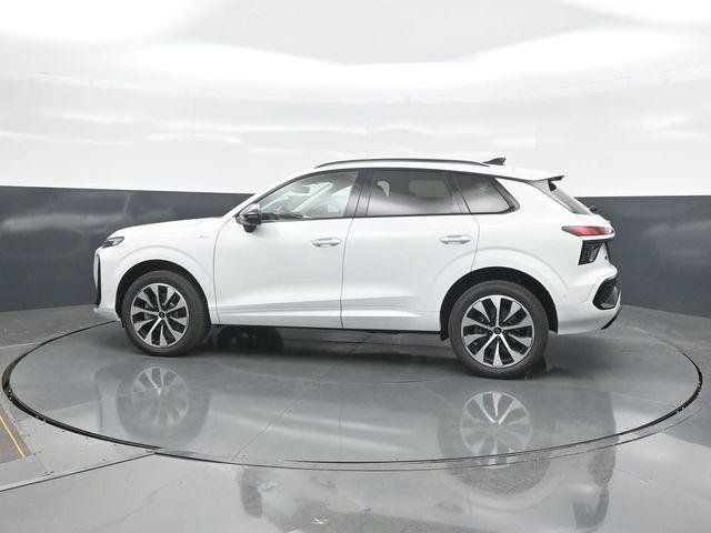 New 2026 Audi Q3 quattro 2.0T AWD/4WD image 4