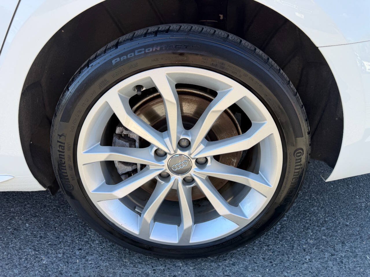 Used 2019 Audi A4 2.0T Premium Plus w/ Premium Plus Package AWD/4WD image 10