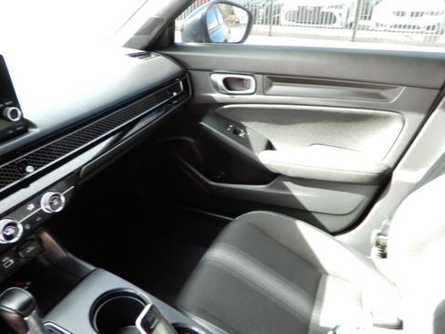 Used 2024 Honda Civic Sport image 15