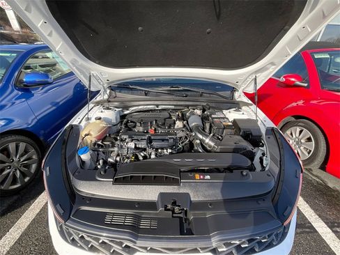 Used 2024 Kia K5 GT-Line image 27