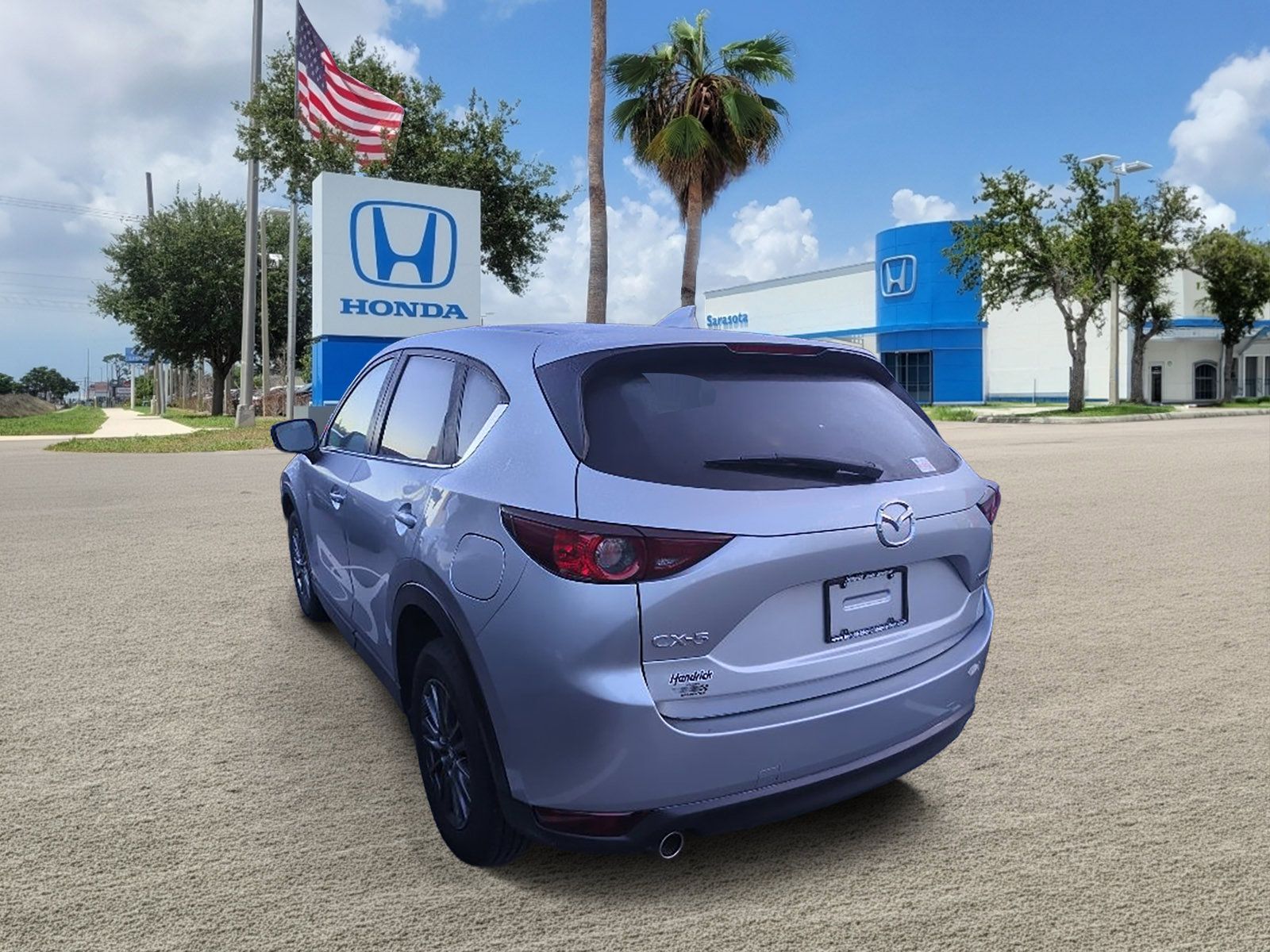 Used 2020 MAZDA CX-5 Touring FWD image 4