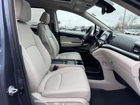 Certified 2026 Honda Odyssey EX-L image 17