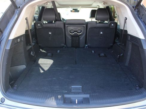 Used 2023 Acura MDX FWD w/ Technology Package image 11