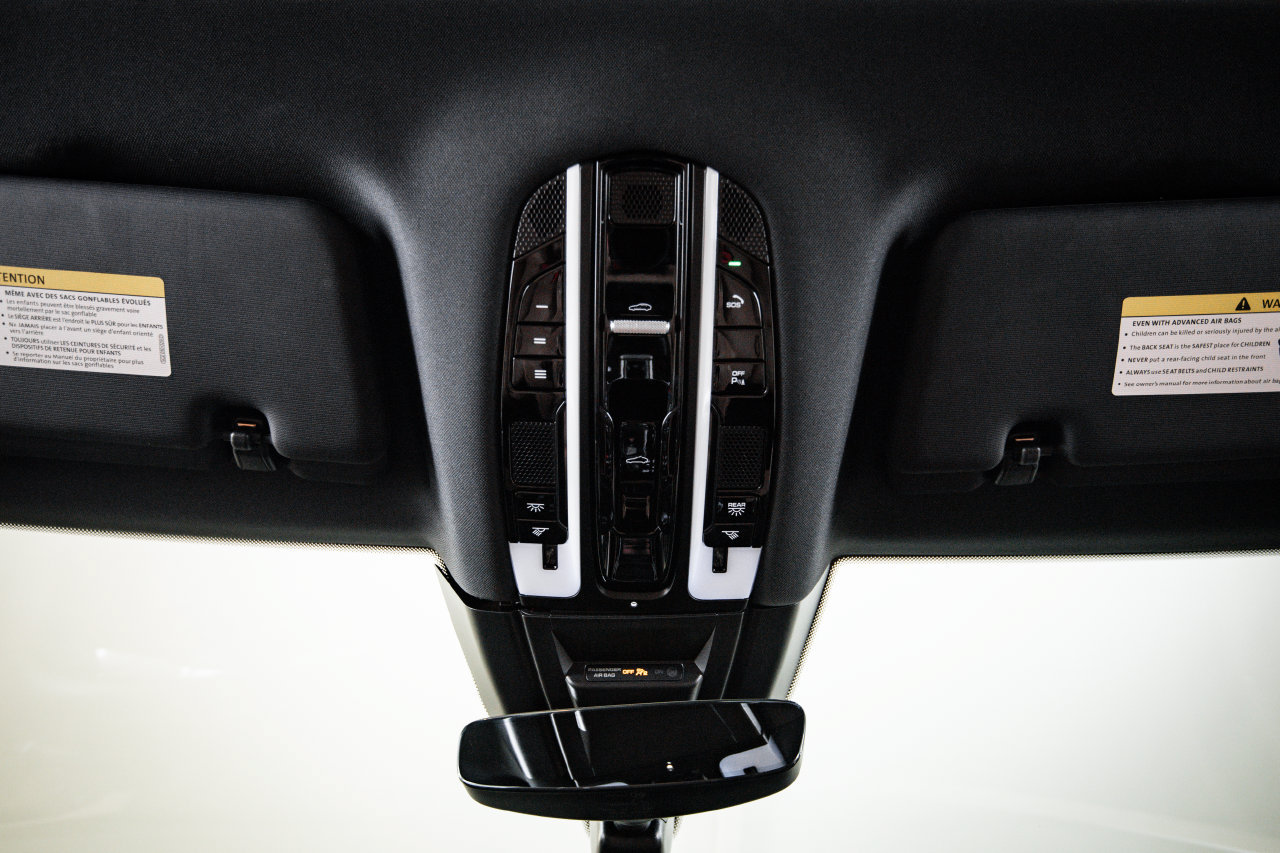 Certified 2023 Porsche Cayenne Platinum Edition AWD/4WD image 20