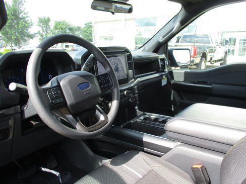 Used 2025 Ford F150 STX w/ Equipment Group 200A AWD/4WD image 16