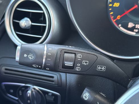 Used 2020 Mercedes-Benz GLC 300 GLC 300 image 16