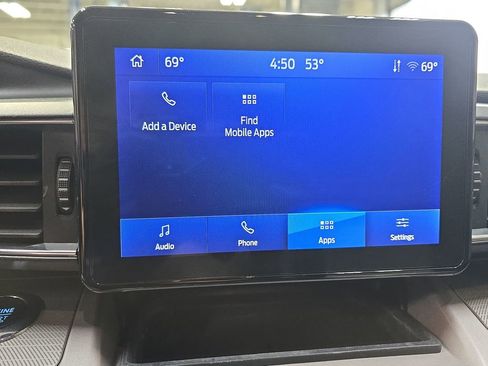 Used 2023 Ford Explorer XLT w/ Equipment Group 202A image 25