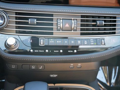 Certified 2024 Lexus LS 500 AWD w/ Interior Upgrade Package image 22