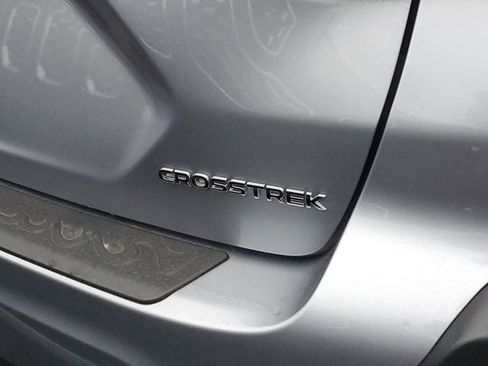 Used 2025 Subaru Crosstrek 2.0i Premium w/ Popular Package #4 image 10