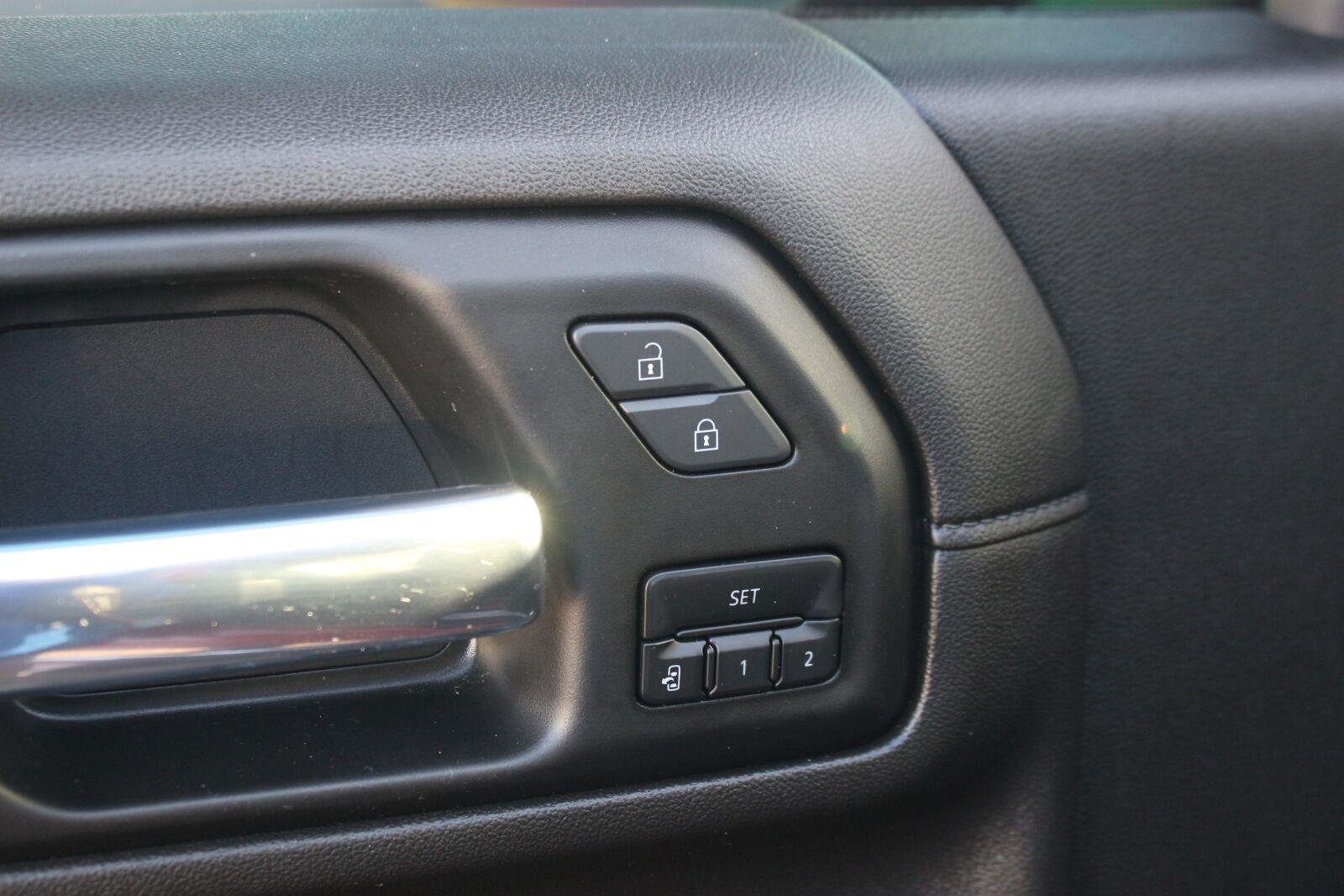 Used 2022 Chevrolet Silverado 2500 High Country w/ Z71 Off-Road Package AWD/4WD image 15