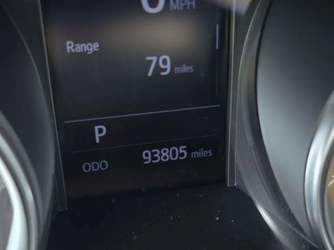 Used 2021 Toyota C-HR Limited FWD image 28