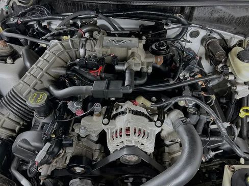 Used 2004 Ford Mustang GT image 27